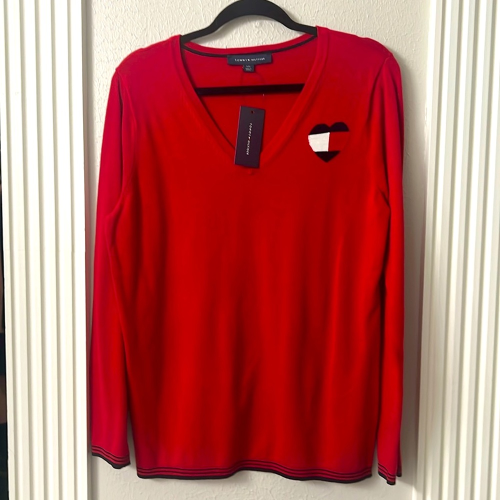 Tommy Hilfiger red heart sweater Sz L